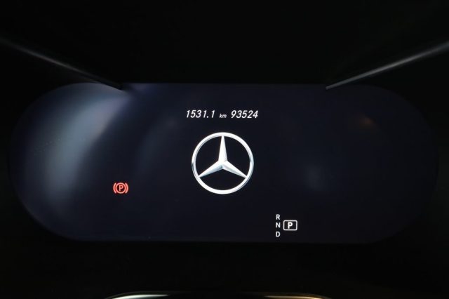 MERCEDES-BENZ GLC 220 usata 6