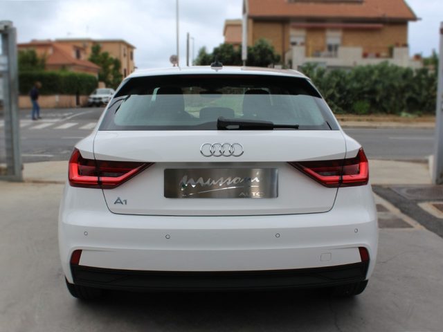 AUDI A1 usata, con Autoradio