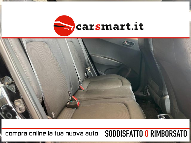 HYUNDAI i10 usata, con Sedile posteriore sdoppiato