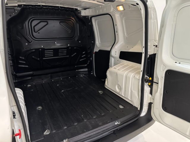 FIAT Fiorino usata, con Lettore CD