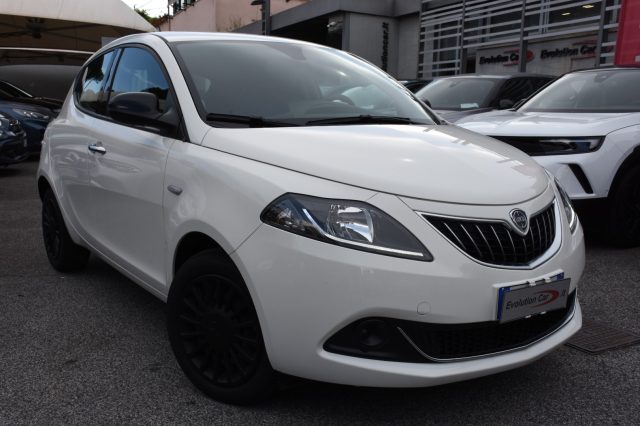 LANCIA Ypsilon usata, con Airbag