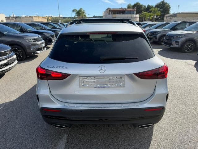 MERCEDES-BENZ GLA 200 usata, con Cerchi in lega