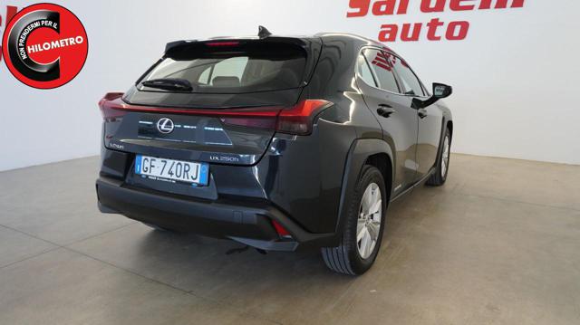 LEXUS UX 250h usata, con Alzacristalli elettrici