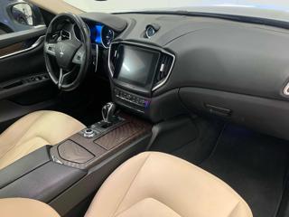 MASERATI Ghibli usata, con Sedile posteriore sdoppiato