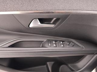 PEUGEOT 3008 usata, con Vetri oscurati