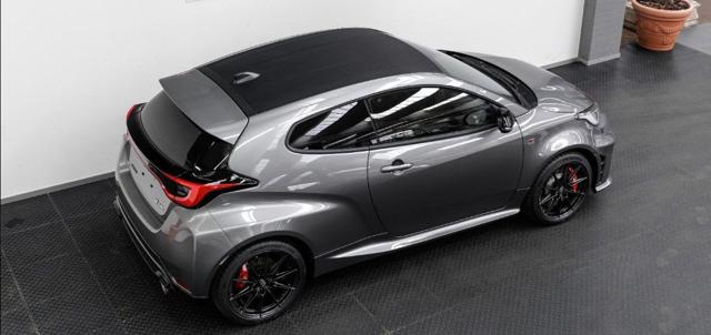 TOYOTA Yaris usata, con Autoradio
