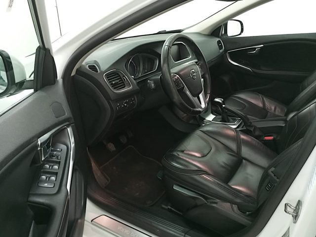 VOLVO V40 usata, con Gancio traino