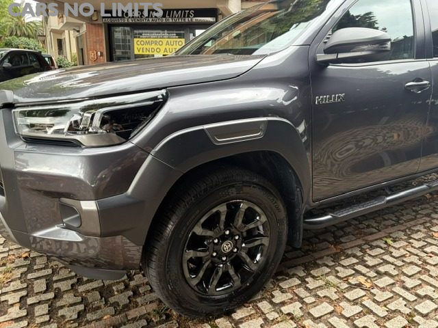 TOYOTA Hilux usata, con Sensori di parcheggio posteriori