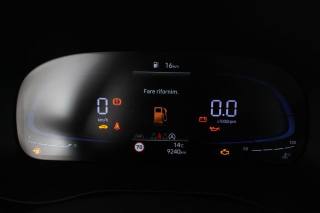 HYUNDAI i10 usata 12