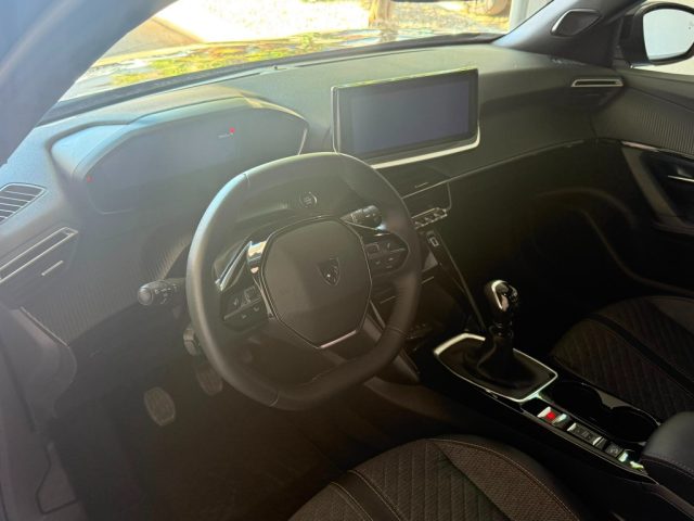 PEUGEOT 2008 usata, con Frenata d