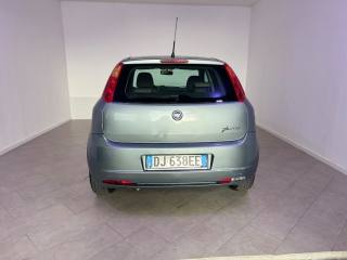 FIAT Grande Punto usata 12