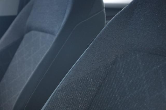 VOLKSWAGEN Golf usata, con Autoradio