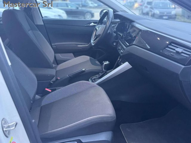 VOLKSWAGEN Taigo usata, con Autoradio