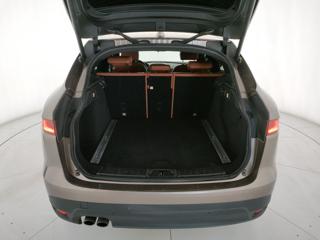 JAGUAR F-Pace usata, con Autoradio digitale