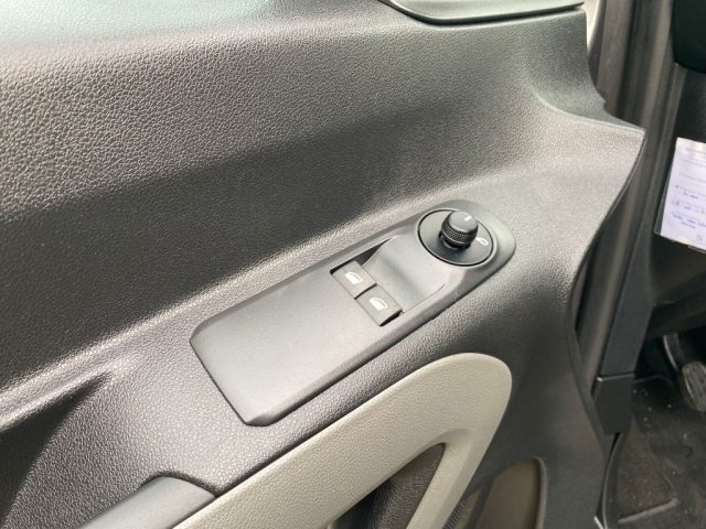 PEUGEOT Rifter usata, con Autoradio