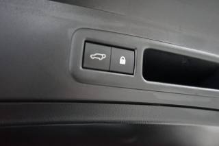 LEXUS UX 250h usata 32