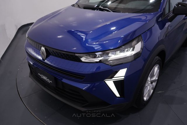 RENAULT Captur usata 23