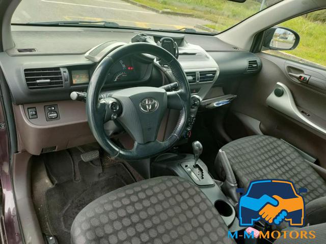 TOYOTA iQ usata, con Controllo trazione