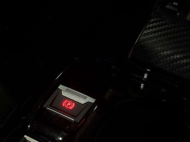 PEUGEOT 2008 usata, con Lettore CD