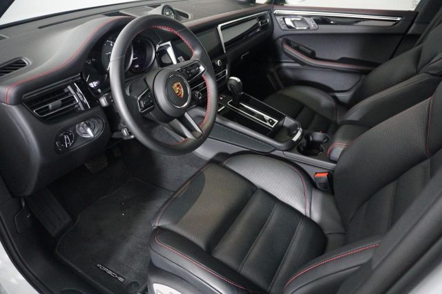 PORSCHE Macan usata, con Autoradio