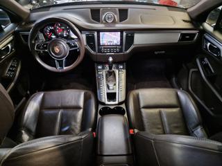 PORSCHE Macan usata, con USB