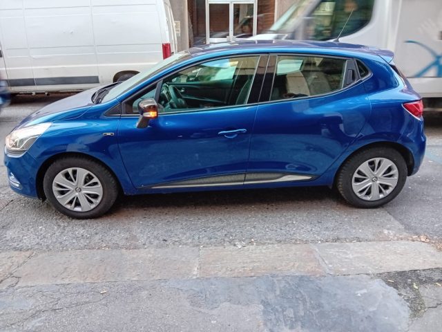RENAULT Clio usata, con Autoradio