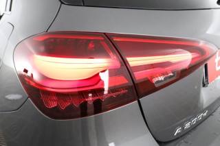 MERCEDES-BENZ A 180 usata 8
