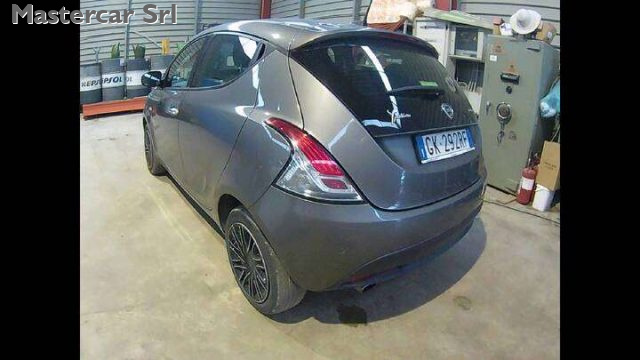 LANCIA Ypsilon usata, con Airbag Passeggero