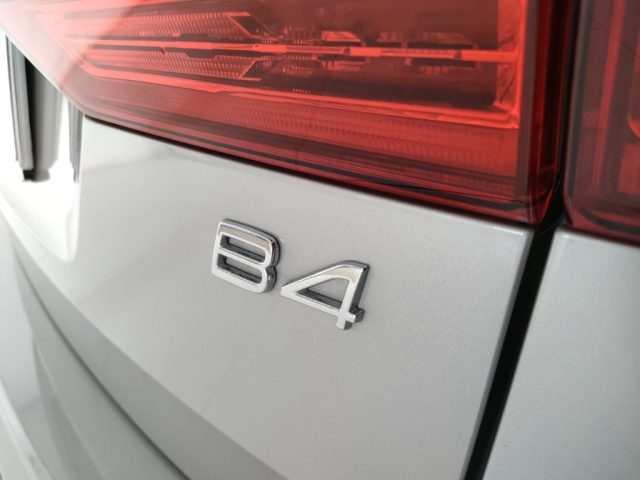 VOLVO XC60 usata, con Luci diurne LED