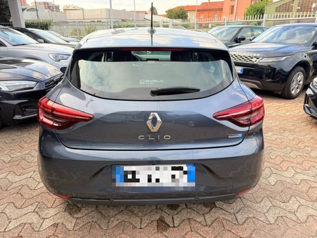 RENAULT Clio usata, con Autoradio