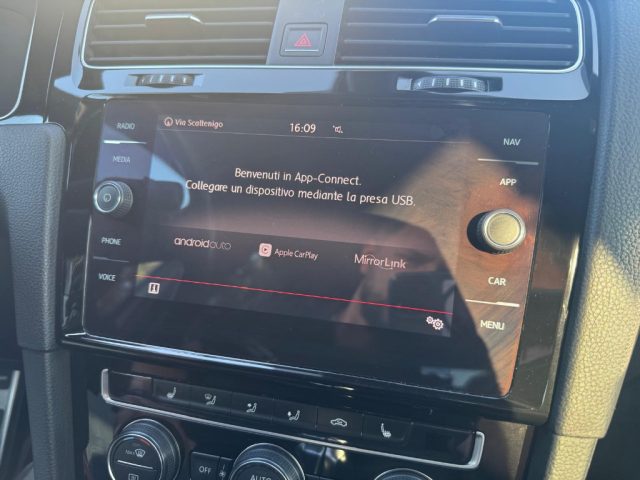 VOLKSWAGEN Golf GTI usata, con Controllo automatico clima