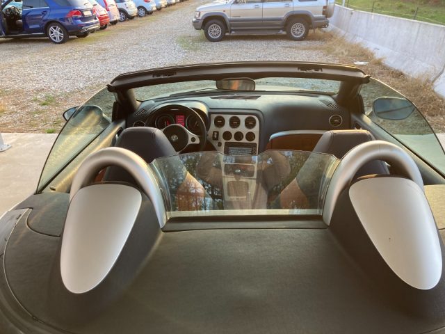 ALFA ROMEO Spider usata, con Servosterzo