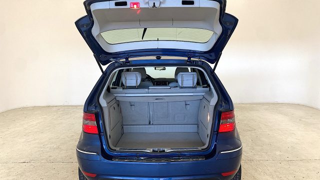 MERCEDES-BENZ B 200 usata, con Fendinebbia