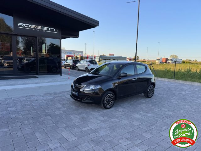 LANCIA Ypsilon usata, con Airbag