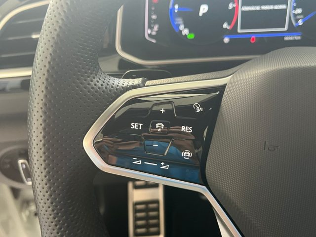 VOLKSWAGEN T-Roc usata, con ESP