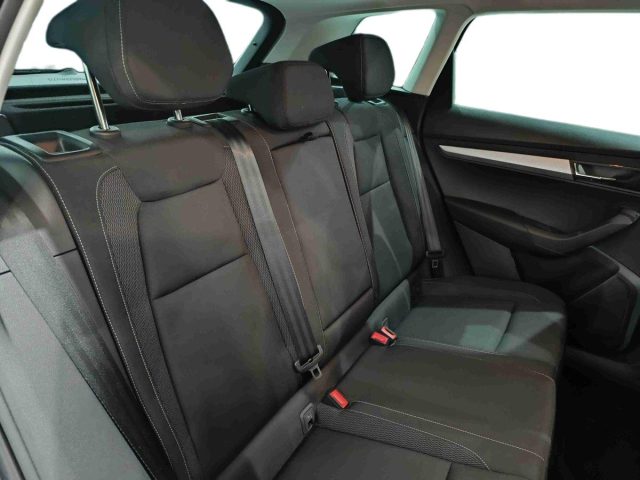 SKODA Karoq usata, con Servosterzo