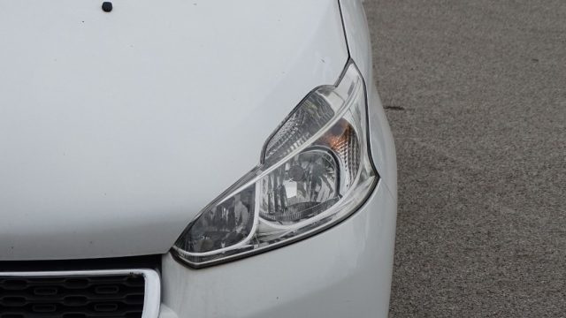 PEUGEOT 208 usata, con Bluetooth