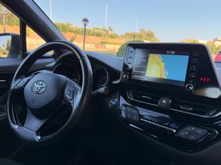 TOYOTA C-HR usata, con Controllo elettronico della corsia