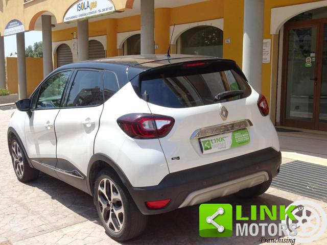 RENAULT Captur usata, con Autoradio