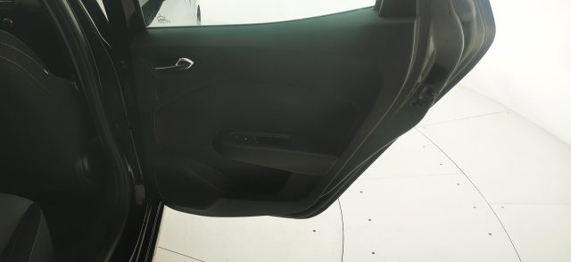 RENAULT Clio usata 44