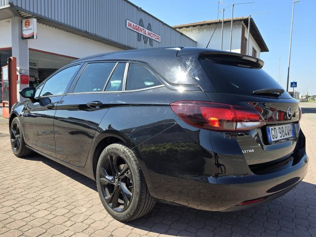 OPEL Astra usata, con Autoradio