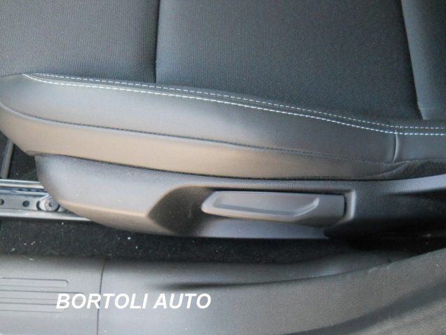 JEEP Avenger usata, con Luci diurne LED