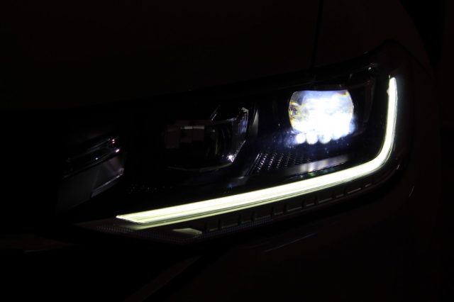 VOLKSWAGEN T-Cross usata, con Controllo elettronico della corsia