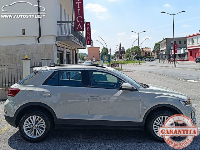 VOLKSWAGEN T-Roc usata, con Isofix