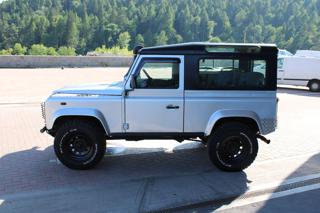 LAND ROVER Defender usata, con Servosterzo