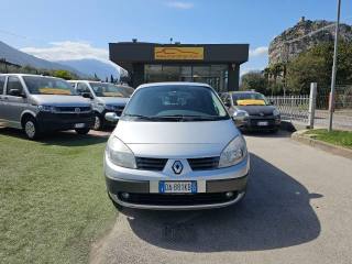 RENAULT Grand Scenic usata, con Fendinebbia
