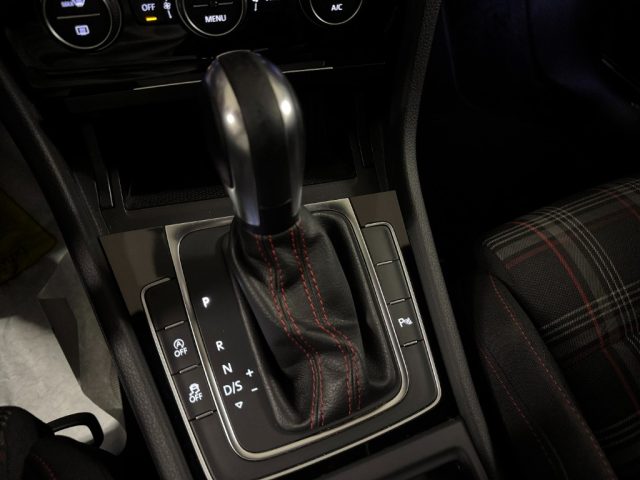 VOLKSWAGEN Golf GTI usata, con Interni in pelle