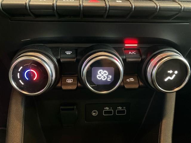 RENAULT Clio usata 23