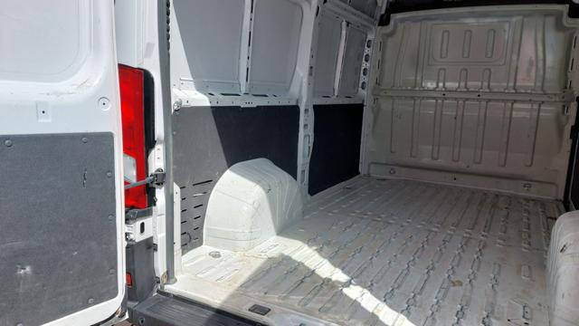 OPEL Movano usata, con Specchietti laterali elettrici