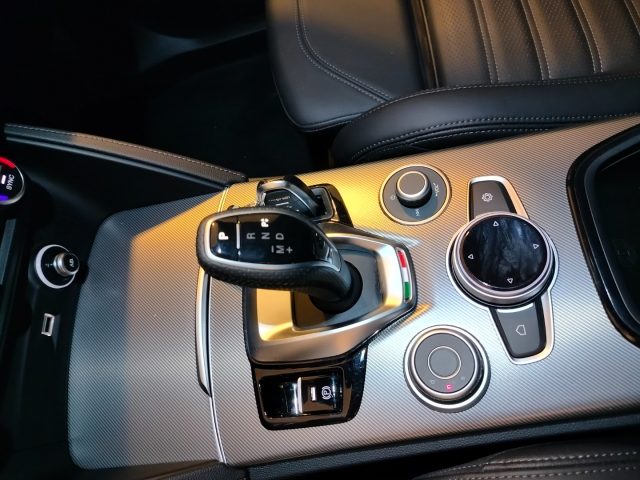 ALFA ROMEO Stelvio usata, con Bluetooth